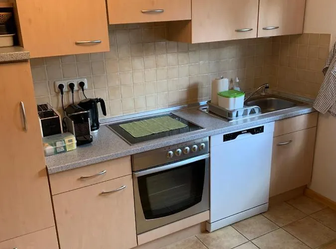 Apartment Close To The Center + Free Parking